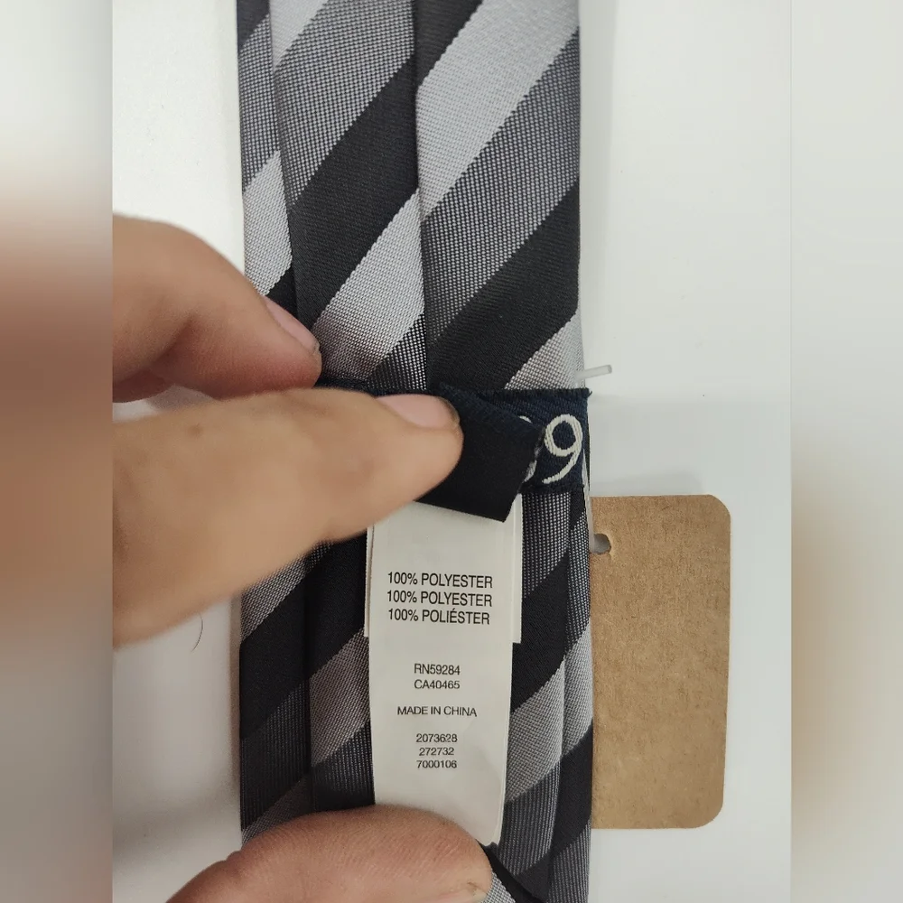 The Children's Place Black and Gray Striped Pre Tied Zippered Tie Size Boys 4-7